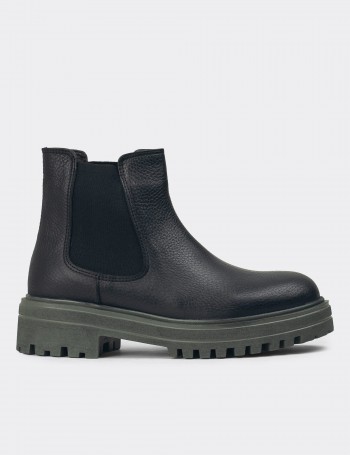 Black Leather Chelsea Boots - 01801ZSYHE04