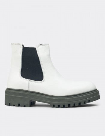 White Leather Chelsea Boots - 01801ZBYZE01