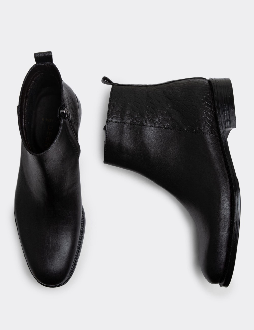 Black Leather Boots - 01921MSYHC03