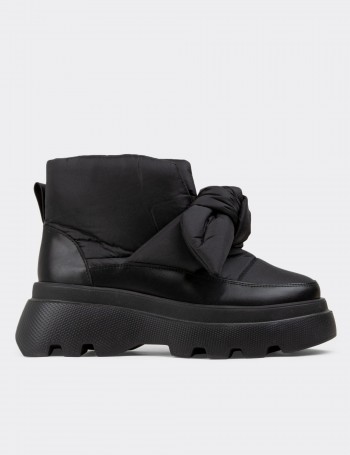 Black Boots - K1810ZSYHE01