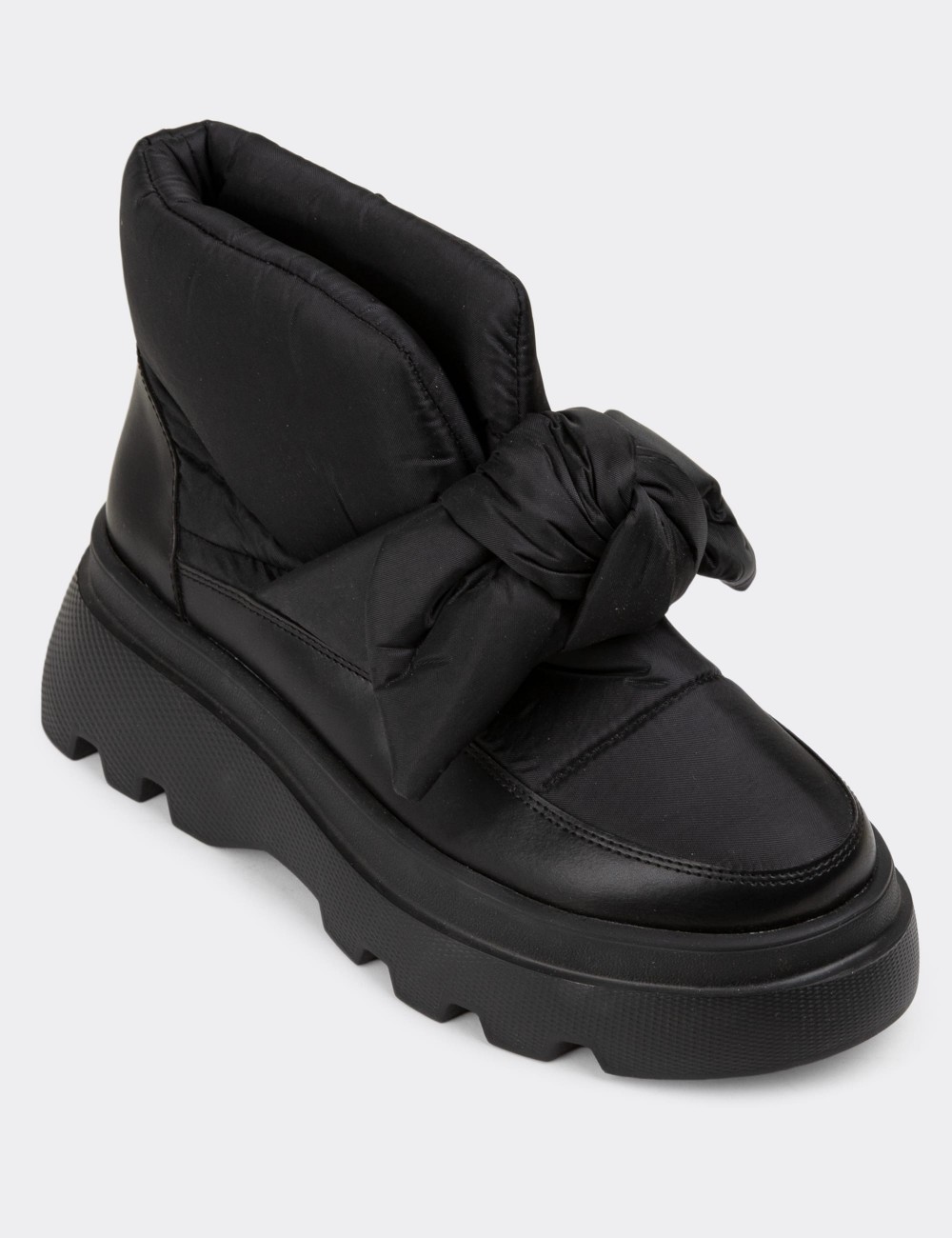 Black Boots - K1810ZSYHE01