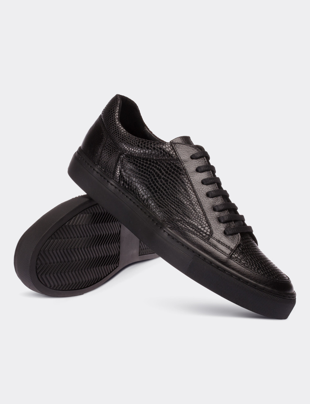 Black  Leather Sneakers - 01632MSYHC01