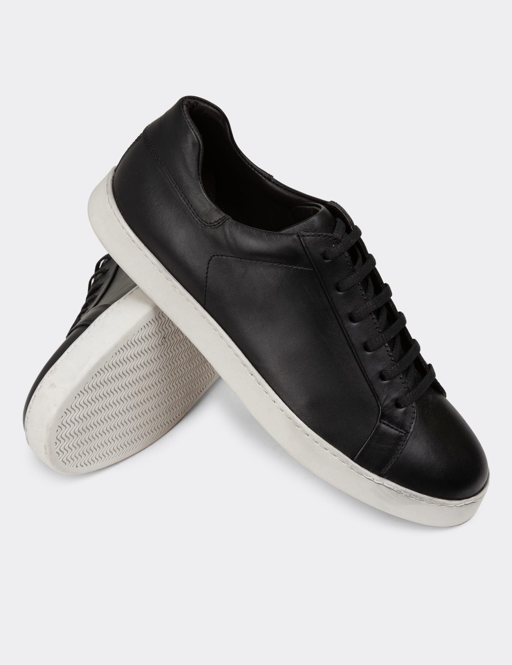 Black Leather Sneakers - 01955MSYHC02
