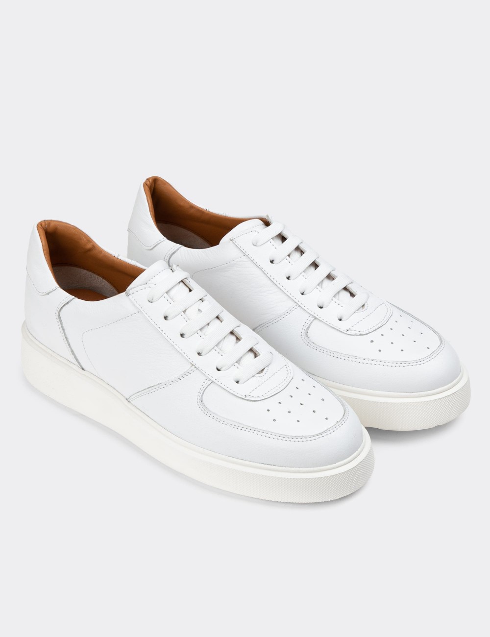 White Leather Sneakers - 01965MBYZE02