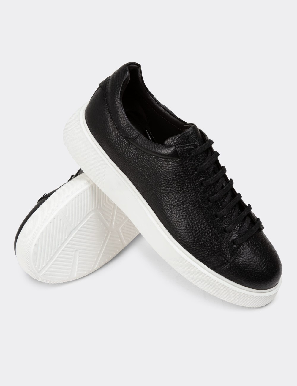 Black Leather Sneakers - 01954MSYHE02