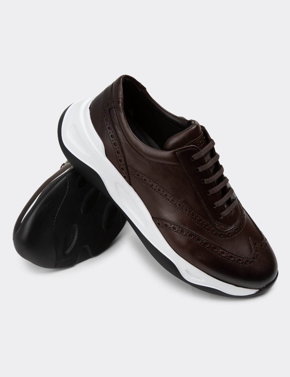 Brown Leather Sneakers - 00750MKHVE05
