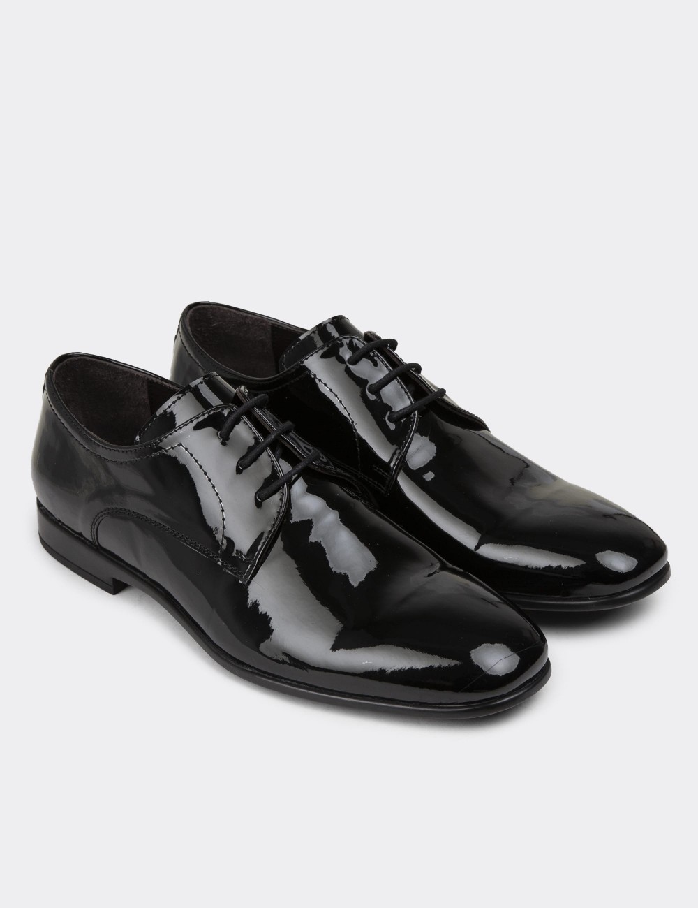 Black Patent Classic Shoes - 00479MSYHC05