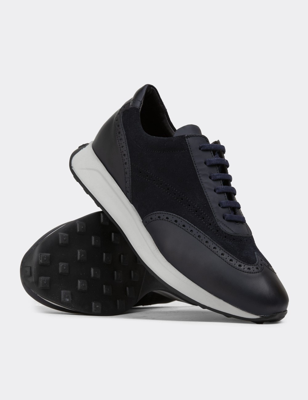 Navy Suede Leather Sneakers - 00750MLCVE04