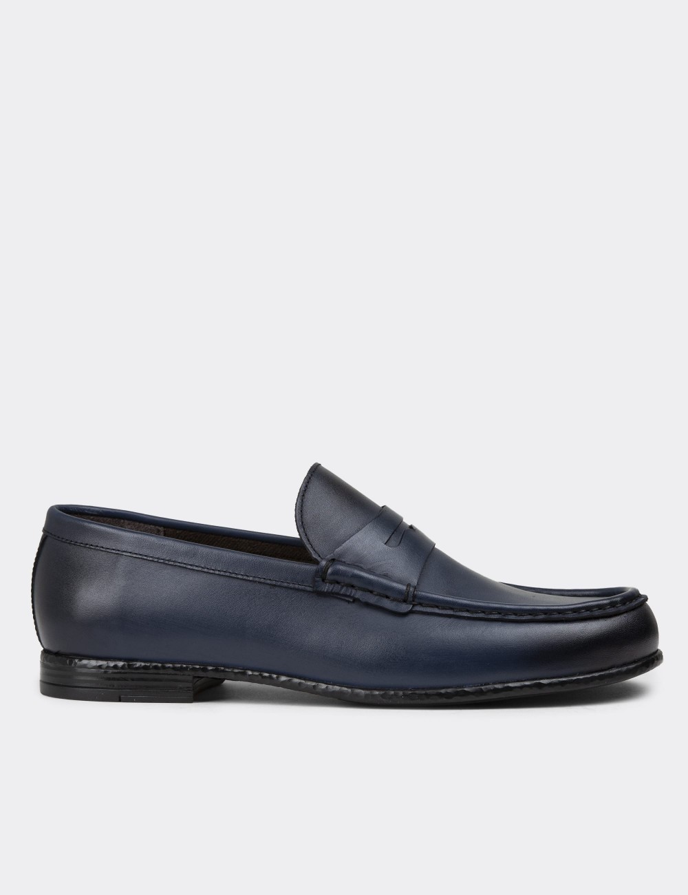 Navy Leather Loafers - 01510MLCVC04