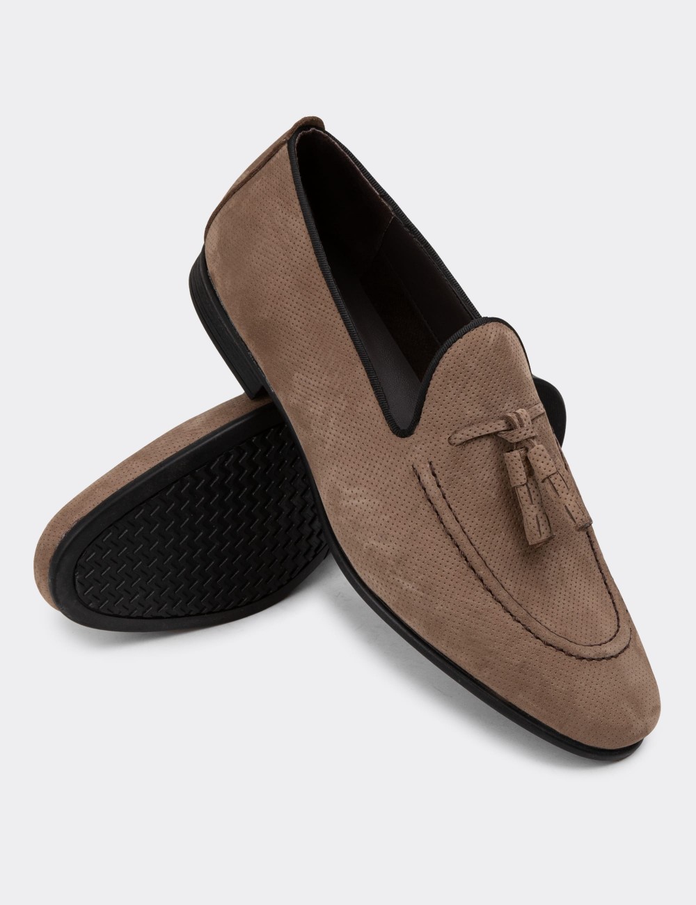 Sandstone Nubuck Calfskin Loafers - 01701MVZNC05