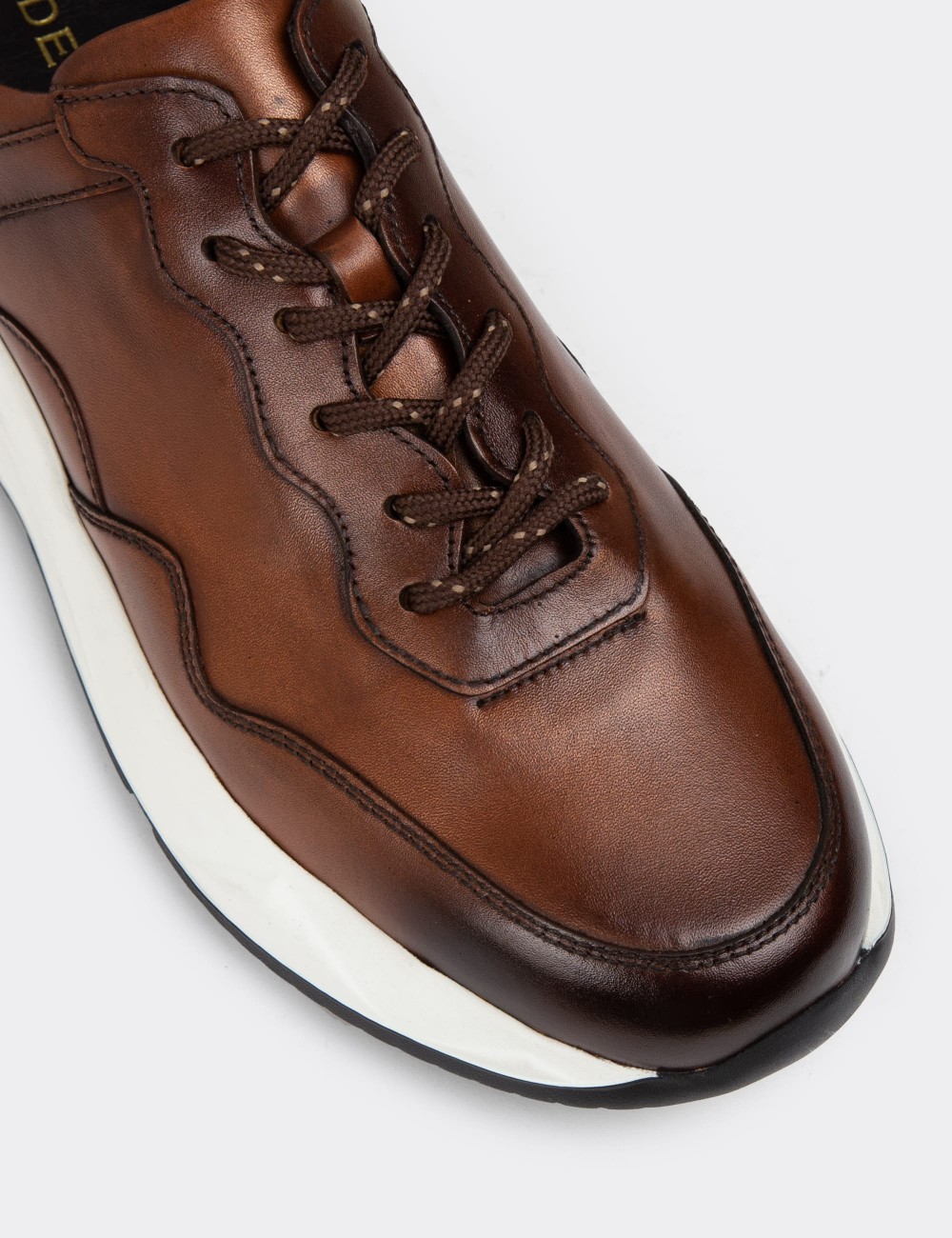 Brown Leather Sneakers - 01725MKHVE01