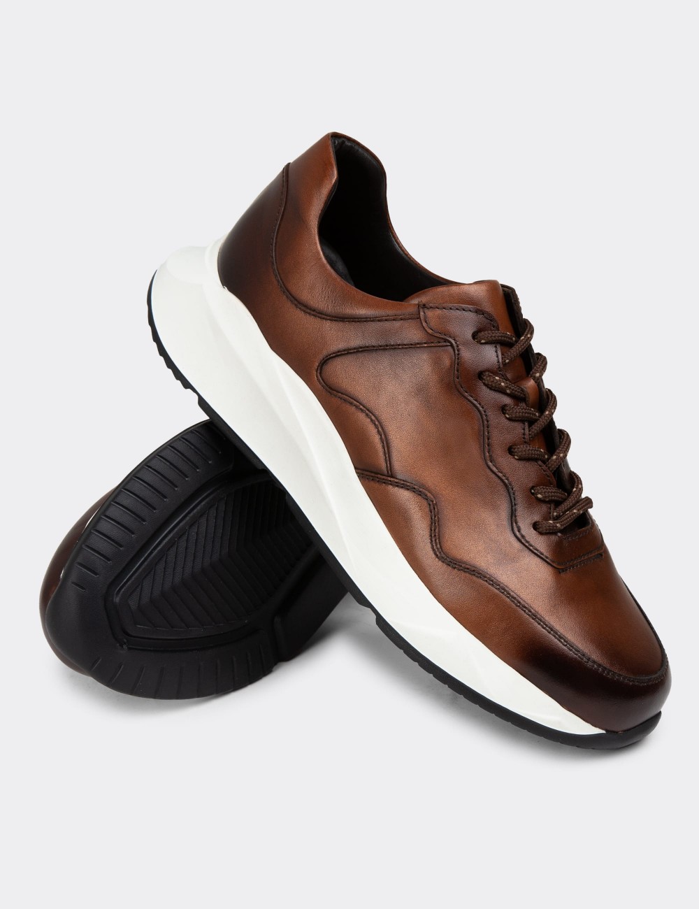 Brown Leather Sneakers - 01725MKHVE01
