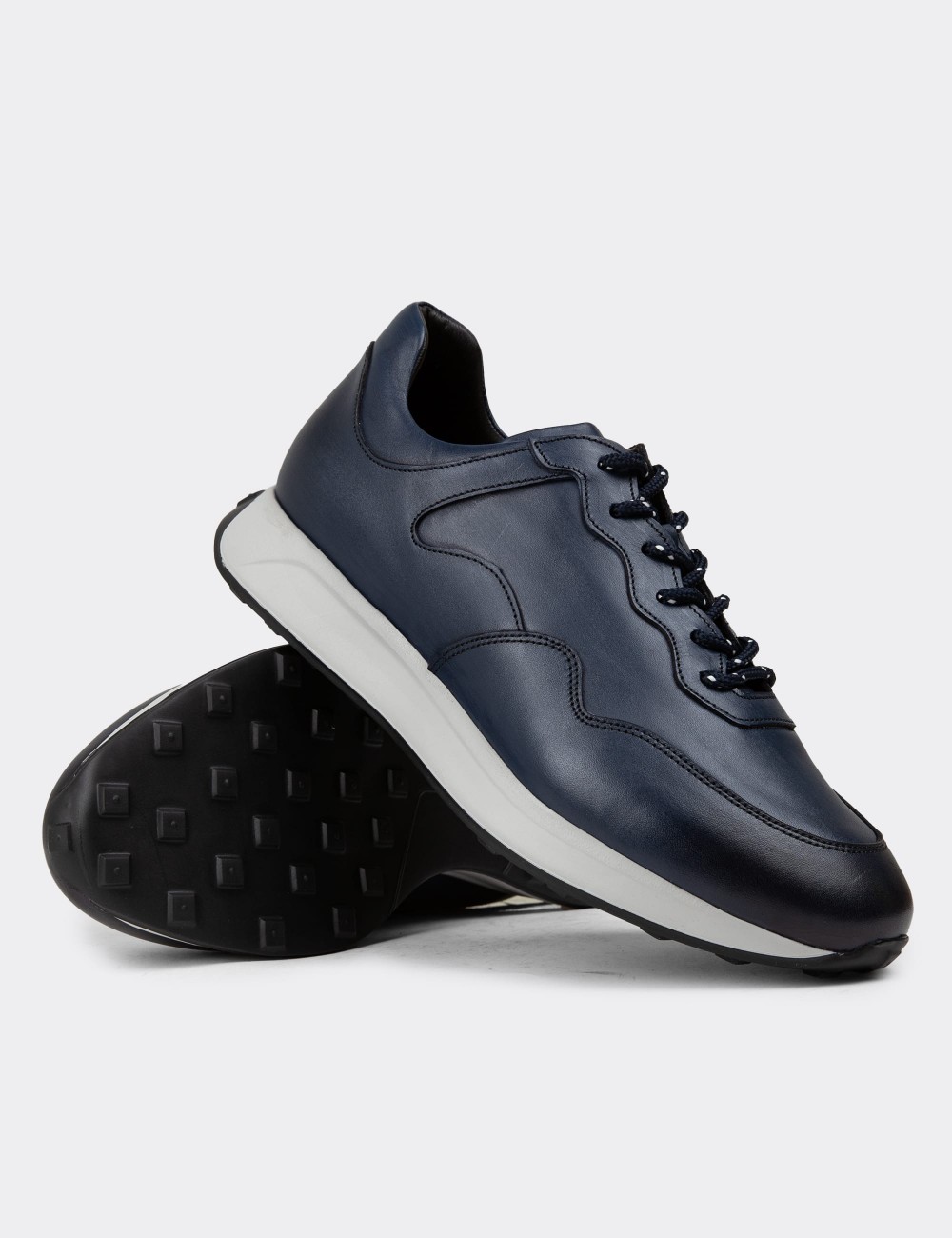 Navy Leather Sneakers - 01725MLCVE06