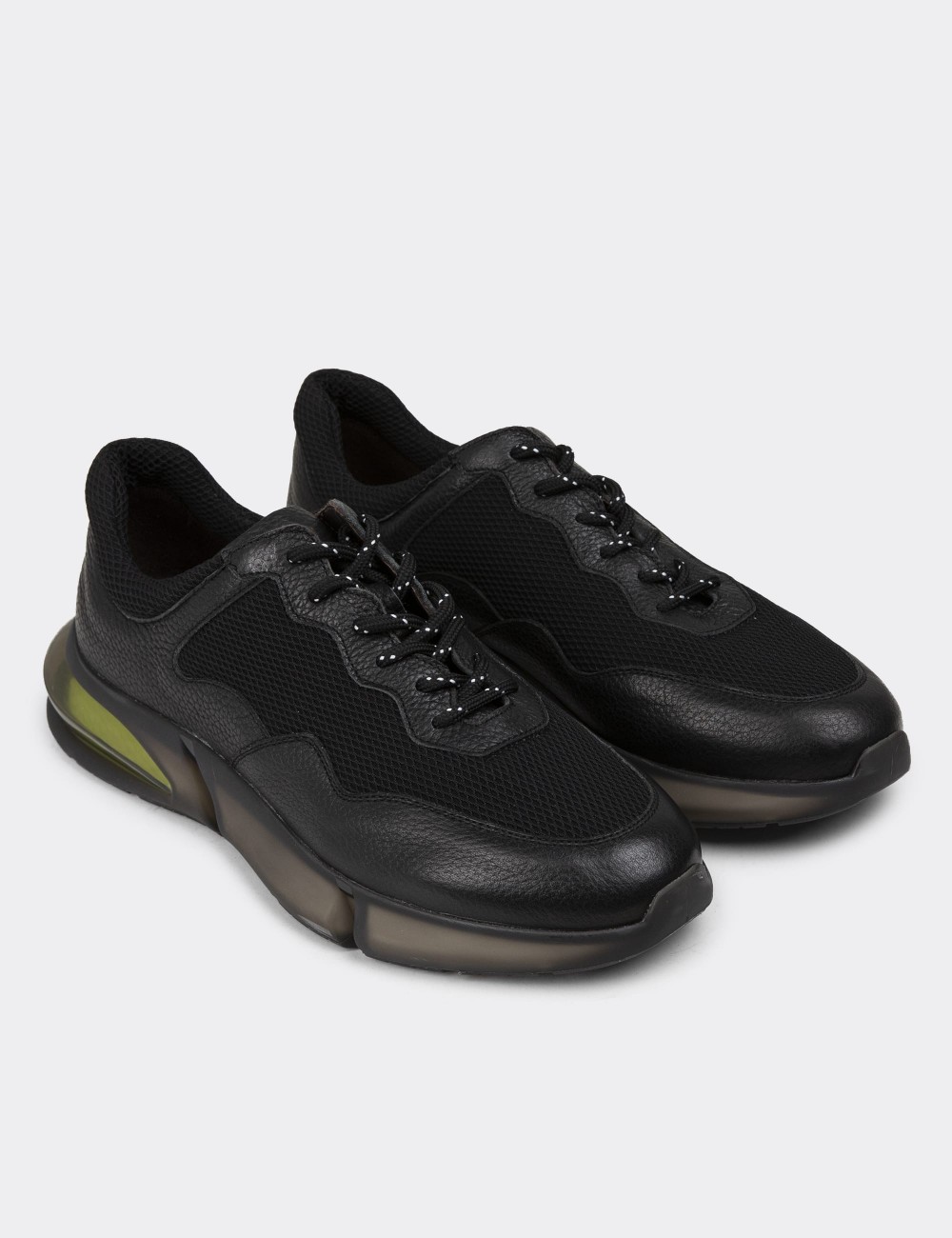 Black Leather Sneakers - 01725MSYHE07