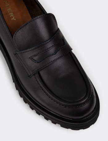 Black Leather Loafers - 01903ZSYHE01