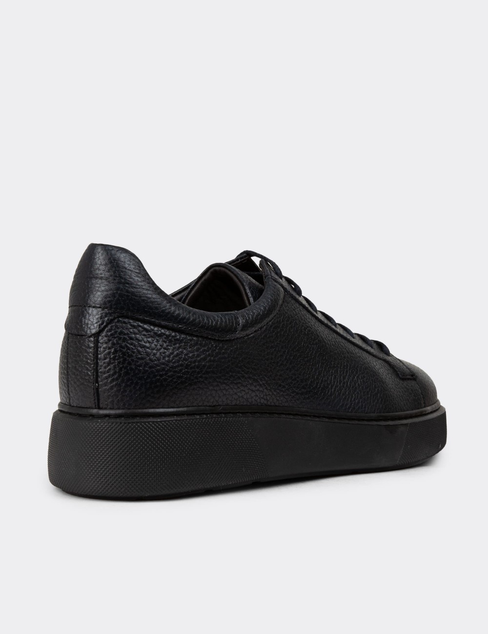 Navy Leather Sneakers - 01954MLCVE03