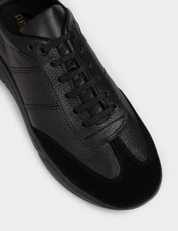 Black Leather Sneakers - 01961MSYHP02