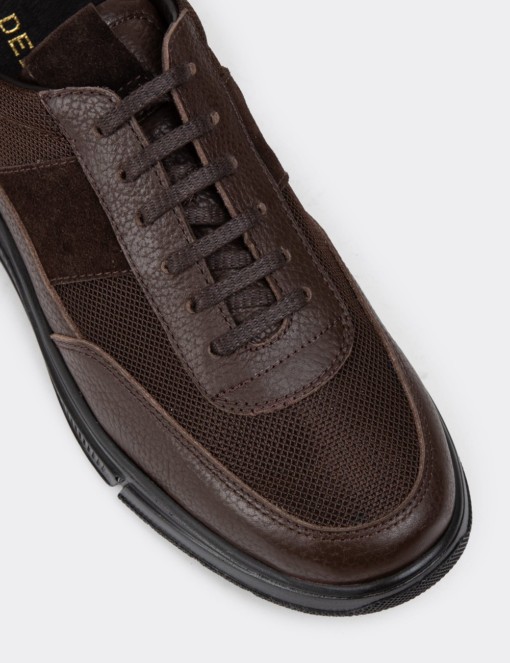 Brown Leather Sneakers - 01963MKHVC01