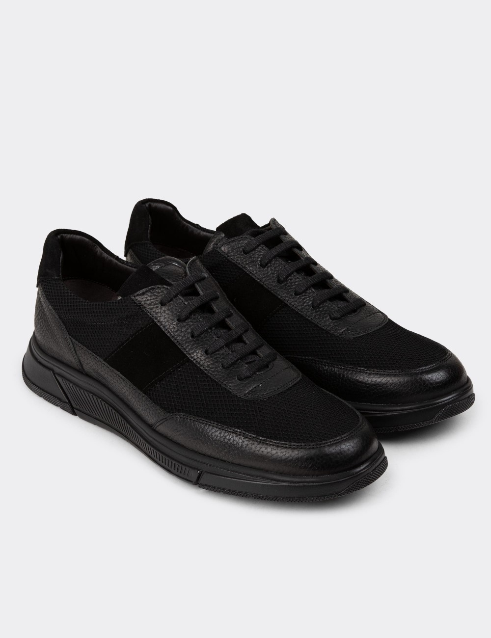 Black Leather Sneakers - 01963MSYHE18