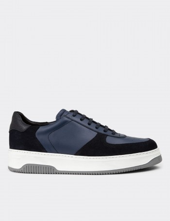 Blue Suede Leather Sneakers - 01965MMVIE02