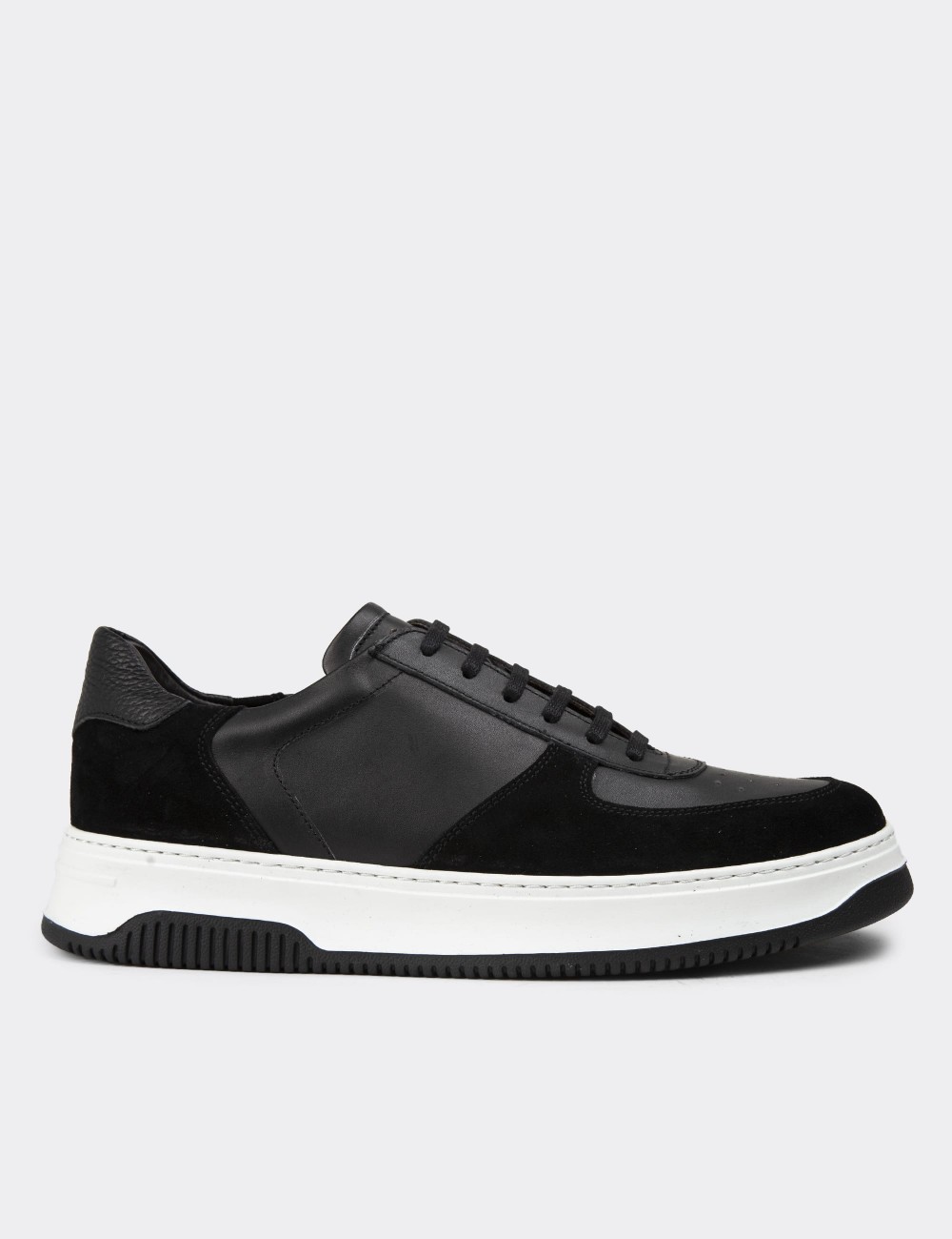 Black Leather Sneakers - 01965MSYHE02