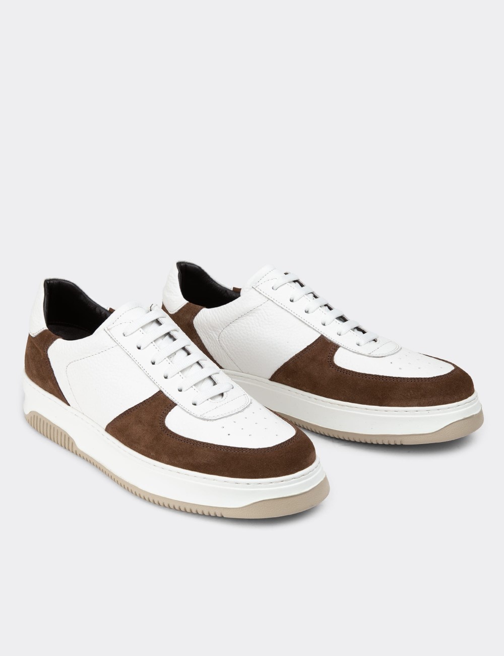 Brown Leather Sneakers - 01965MKHVE02