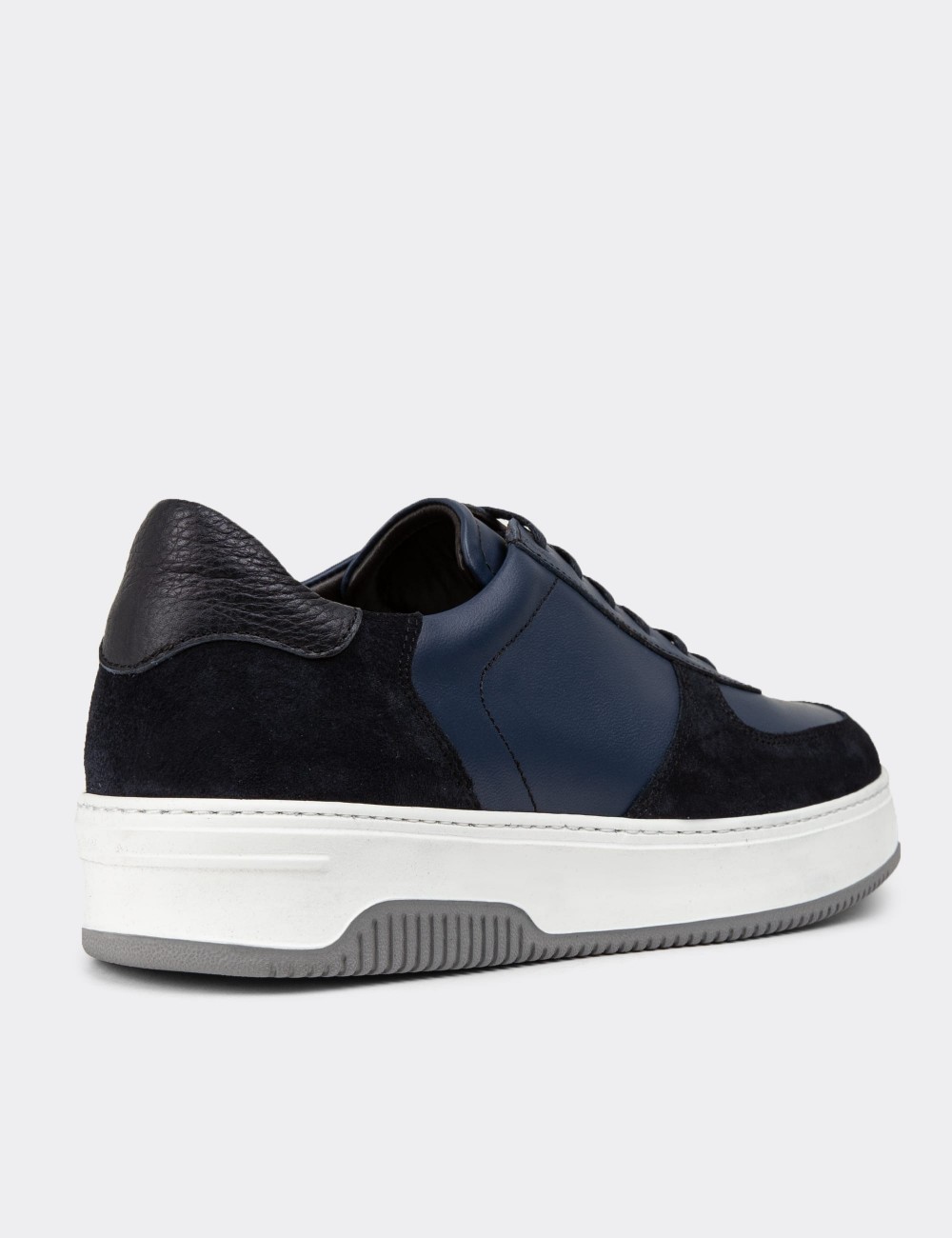 Blue Suede Leather Sneakers - 01965MMVIE02