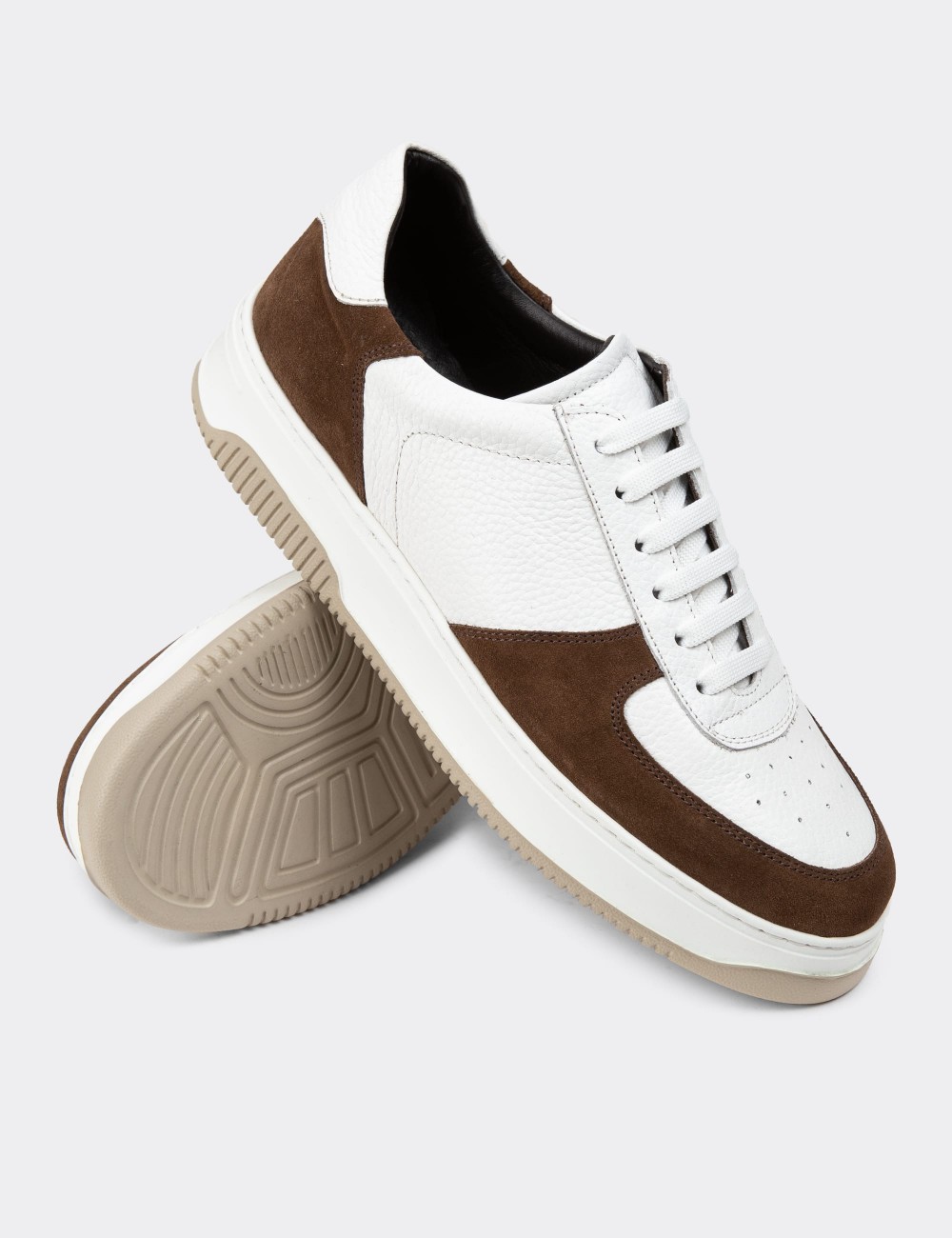 Brown Leather Sneakers - 01965MKHVE02