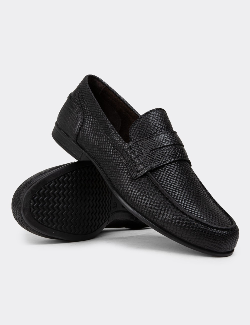 Black Leather Loafers - 01978MSYHC10