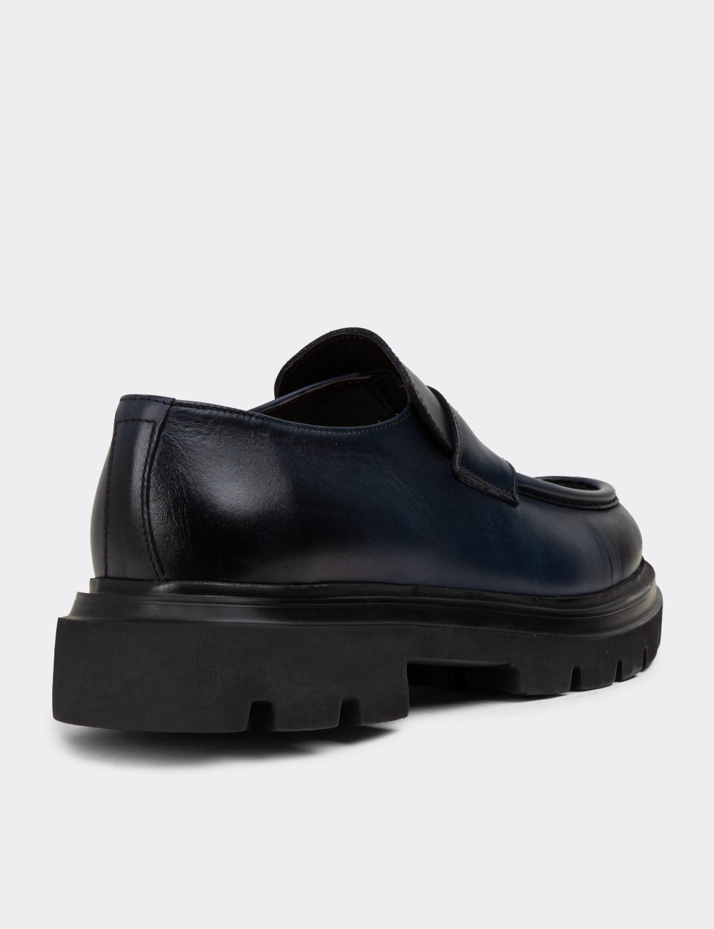 Navy Leather Loafers - 01980MLCVE01