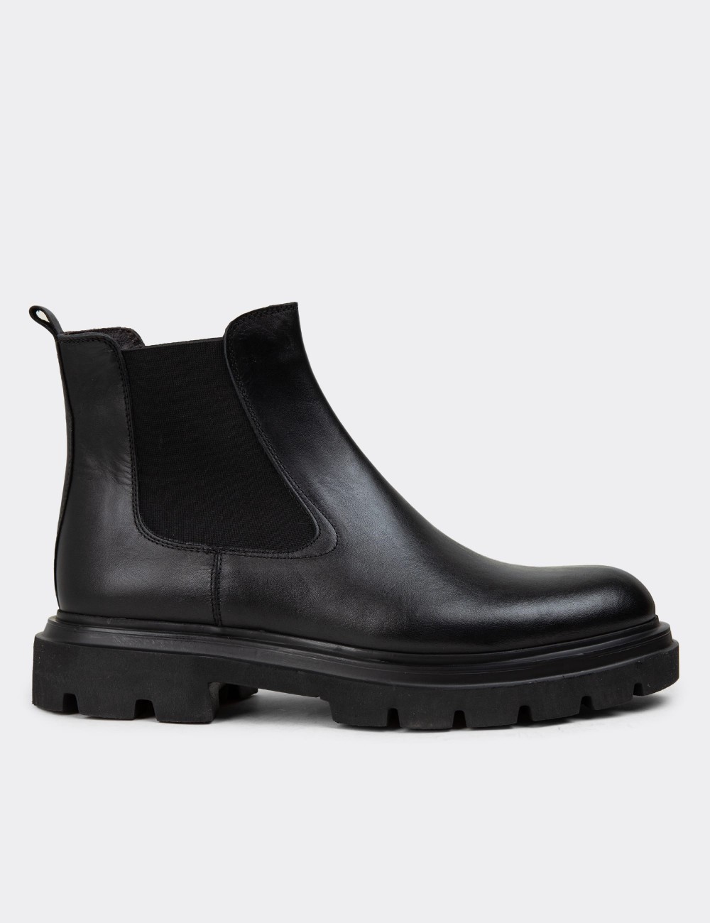 Black Leather Chelsea Boots - 01982MSYHE01