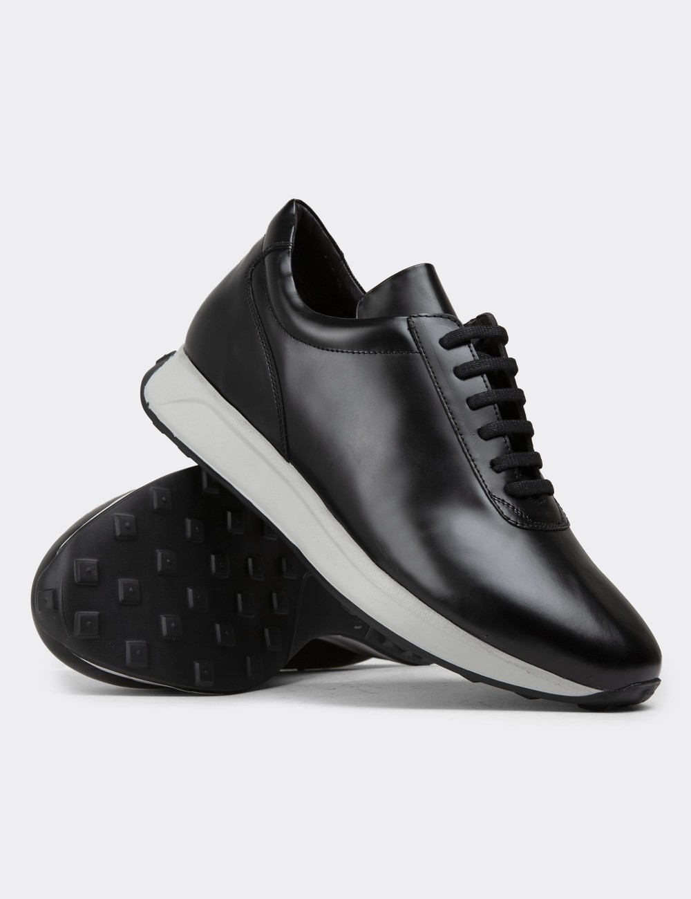 Black Leather Sneakers - 01983MSYHE01