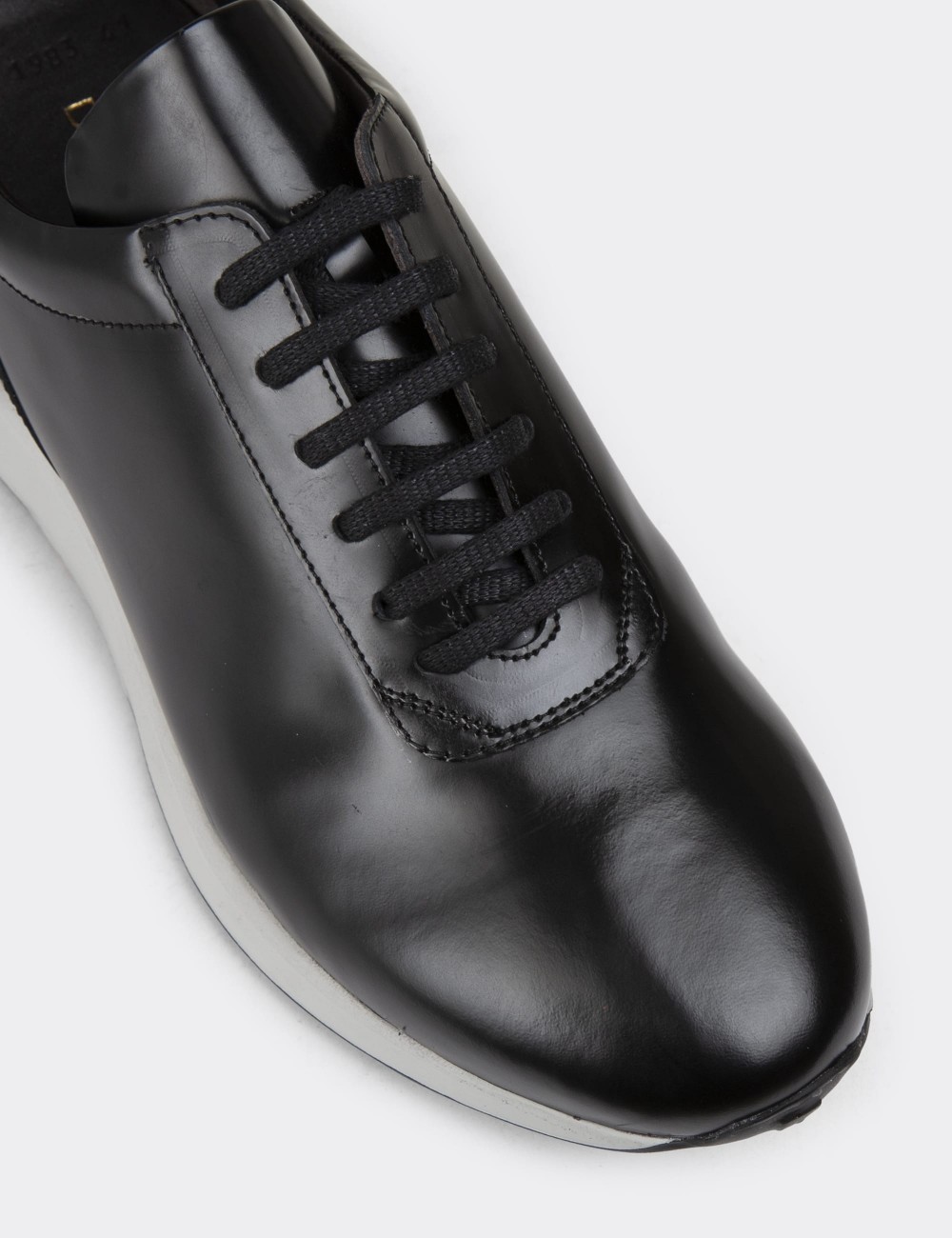 Black Leather Sneakers - 01983MSYHE01