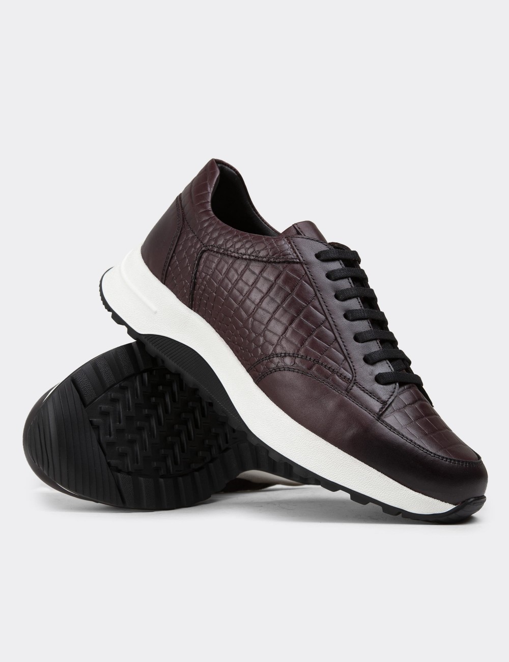 Burgundy Leather Sneakers - 01984MBRDE01