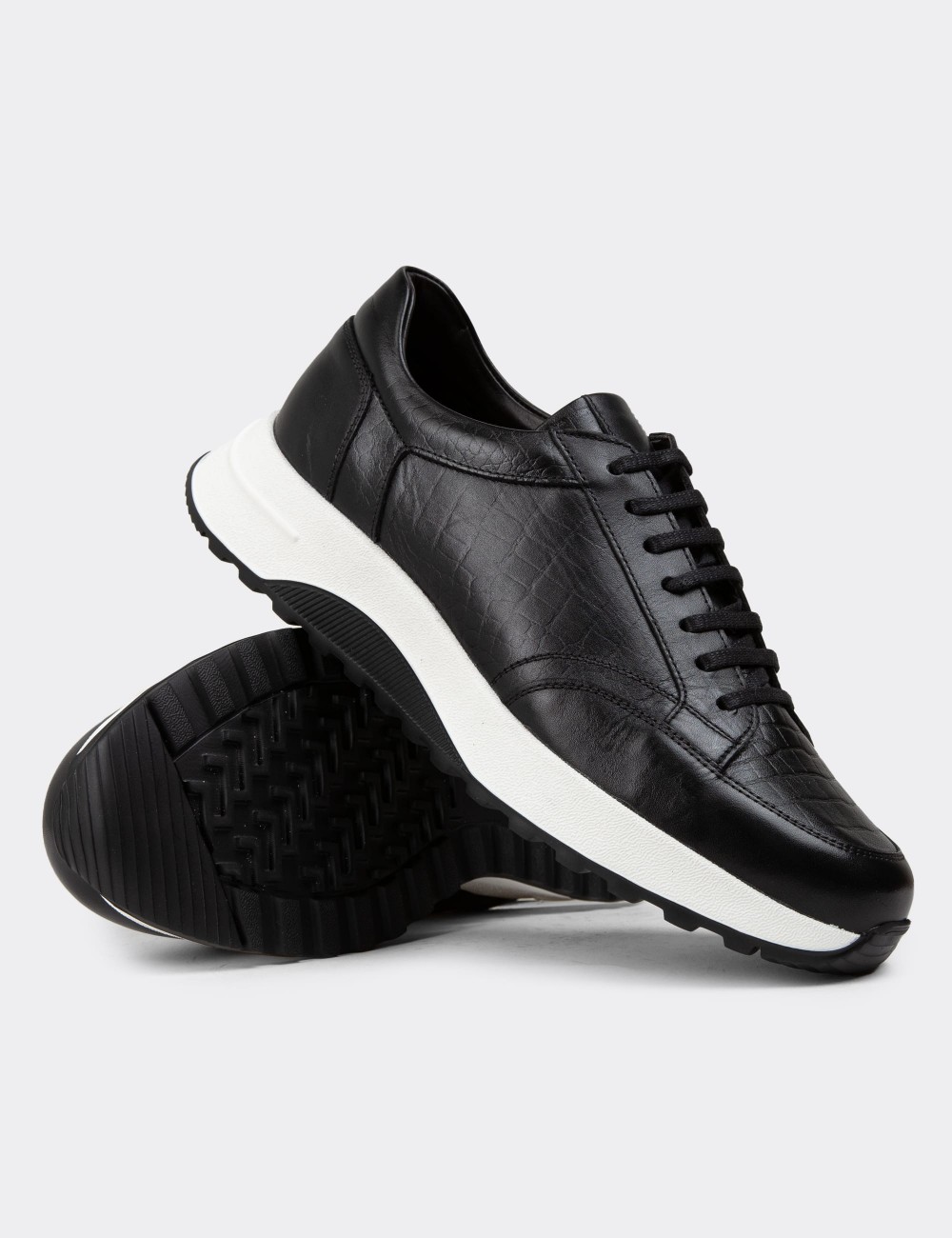 Black Leather Sneakers - 01984MSYHE01