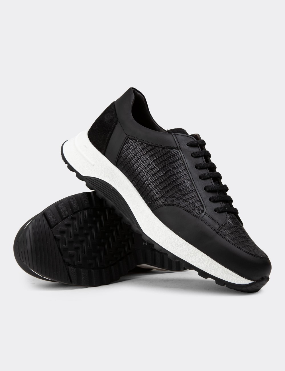 Black Leather Sneakers - 01984MSYHE02