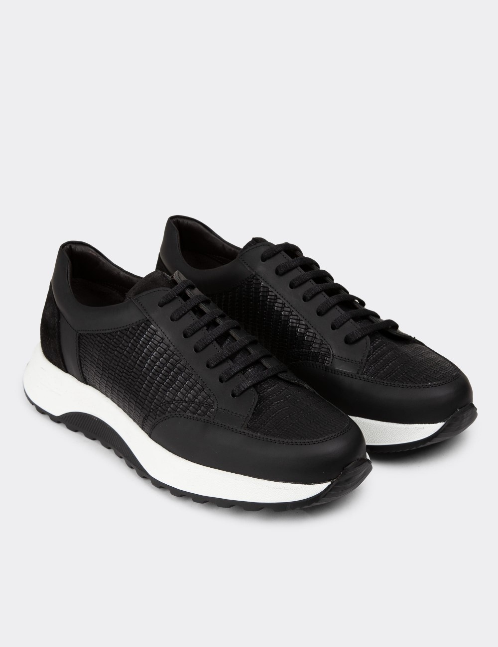 Black Leather Sneakers - 01984MSYHE02