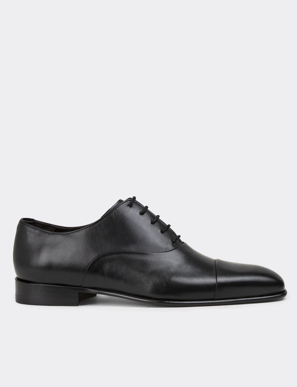 Black Leather Classic Shoes - 01986MSYHK01