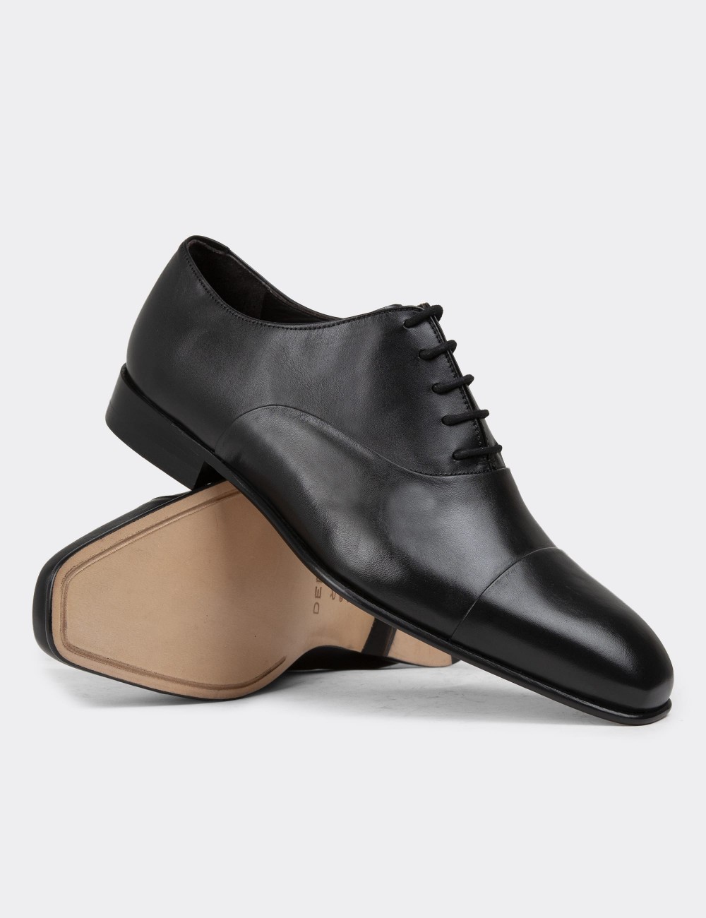 Black Leather Classic Shoes - 01986MSYHK01