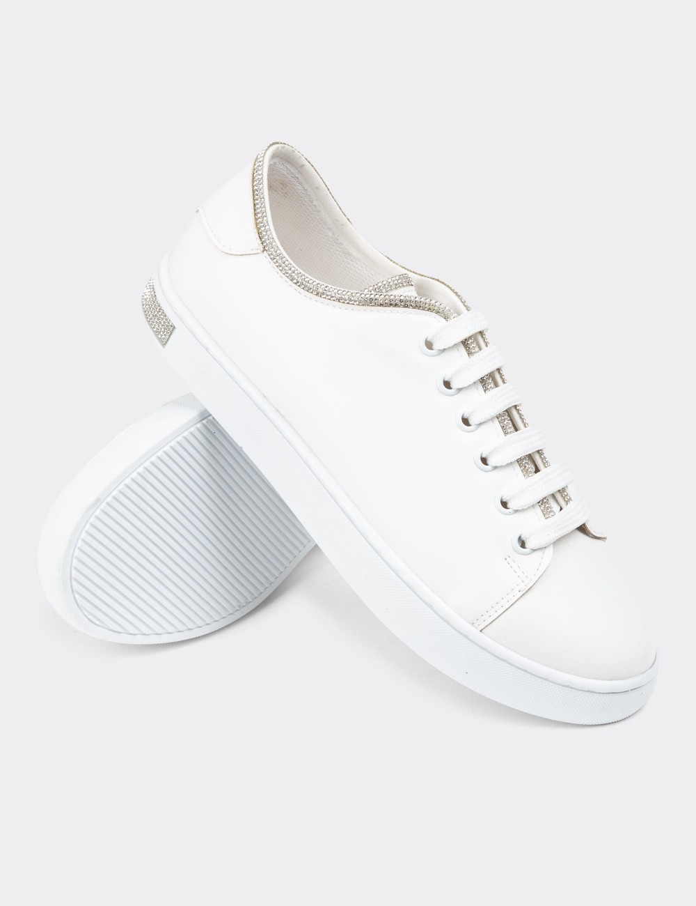 White Sneakers - K0600ZBYZC01