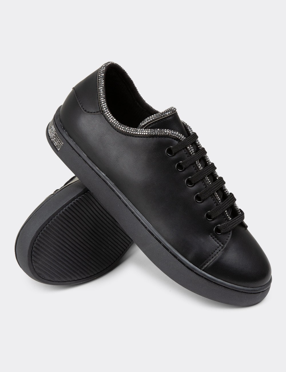 Black Sneakers - K0600ZSYHC01