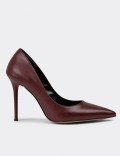 Burgundy Stiletto