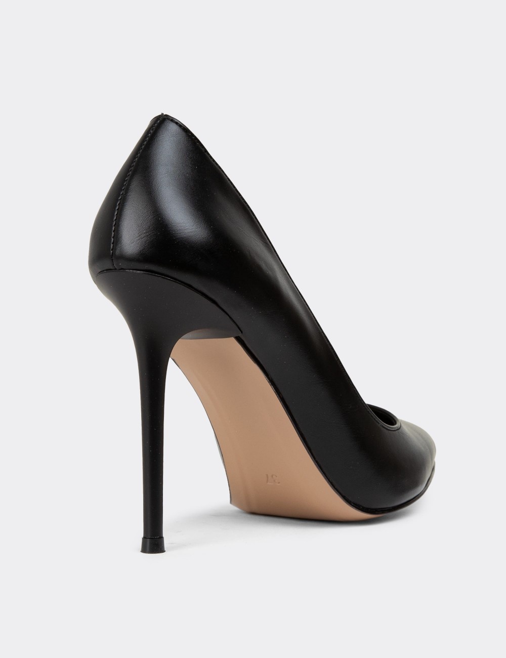 Black Stiletto - PR813ZSYHM01