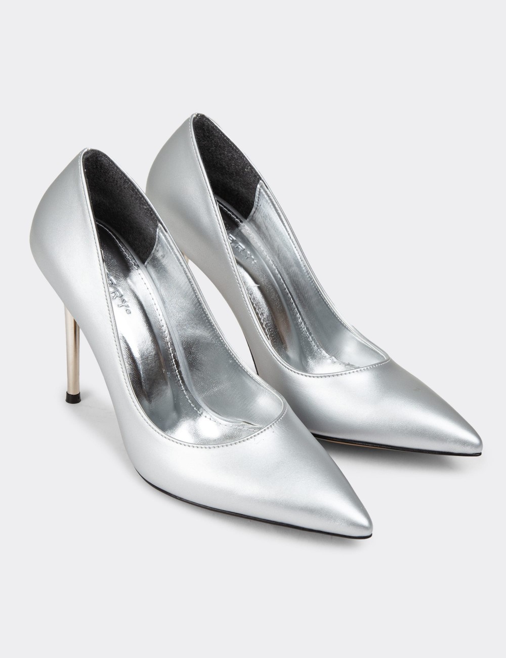 Silver Stiletto - PR813ZGMSM01