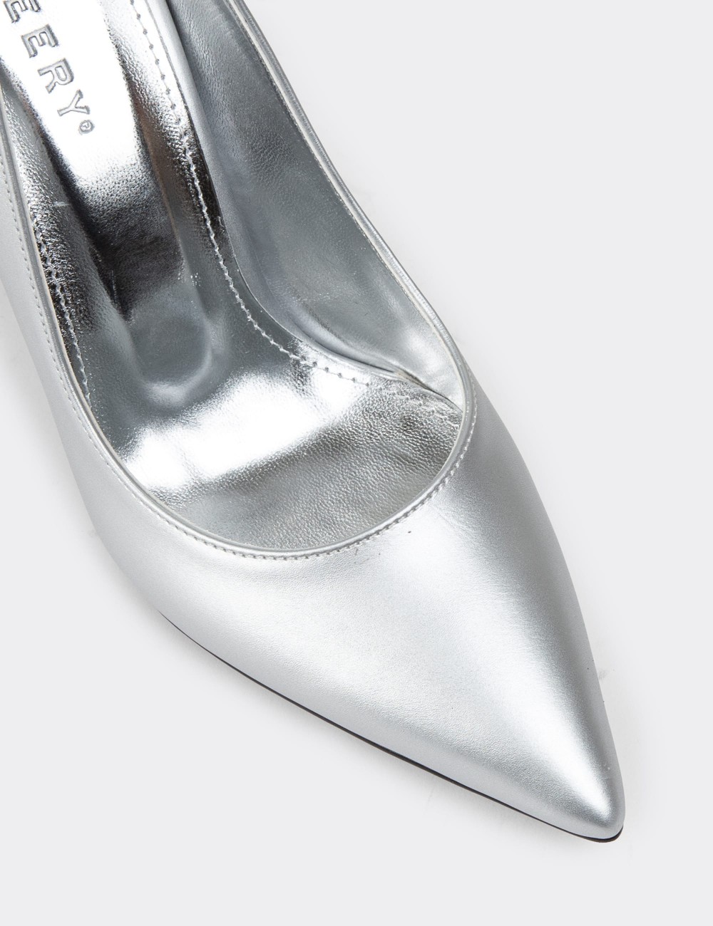 Silver Stiletto - PR813ZGMSM01