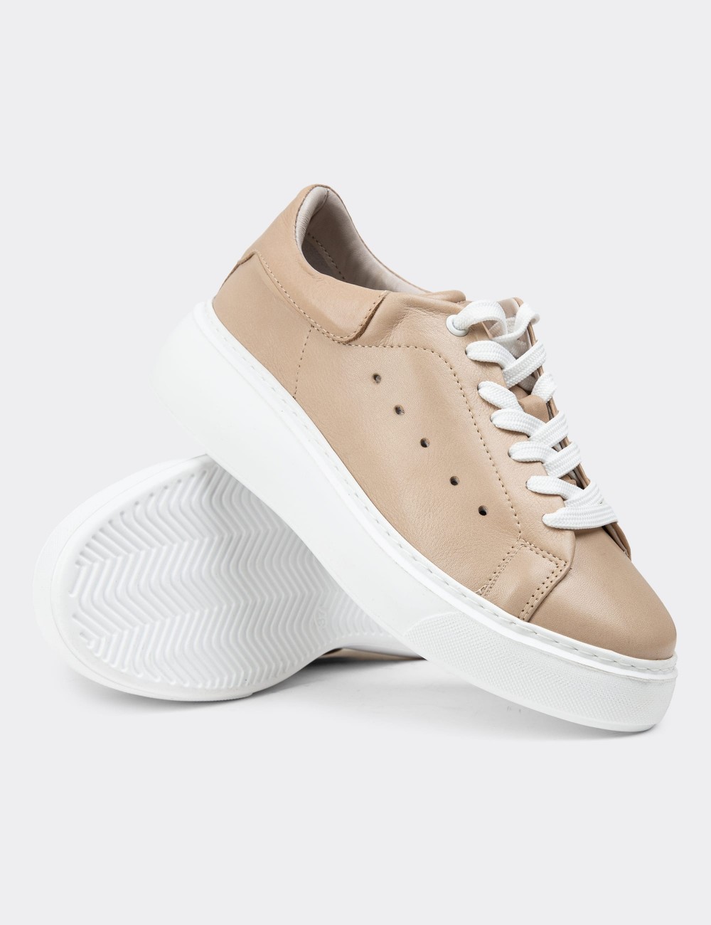 Sandstone Leather Sneakers - SE515ZVZNP02