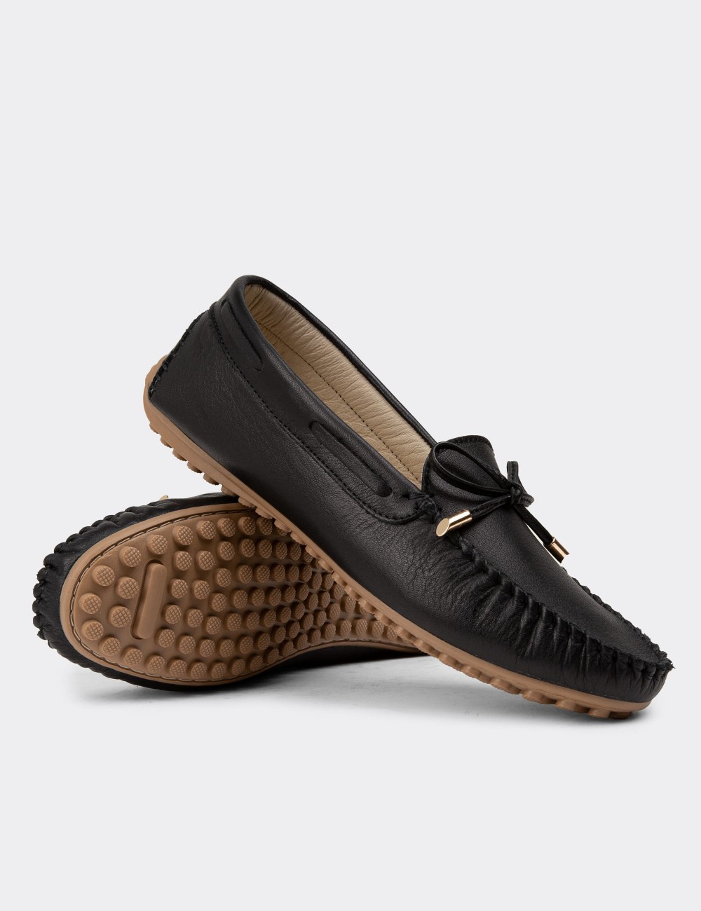 Black Leather Loafers - SW101ZSYHC01