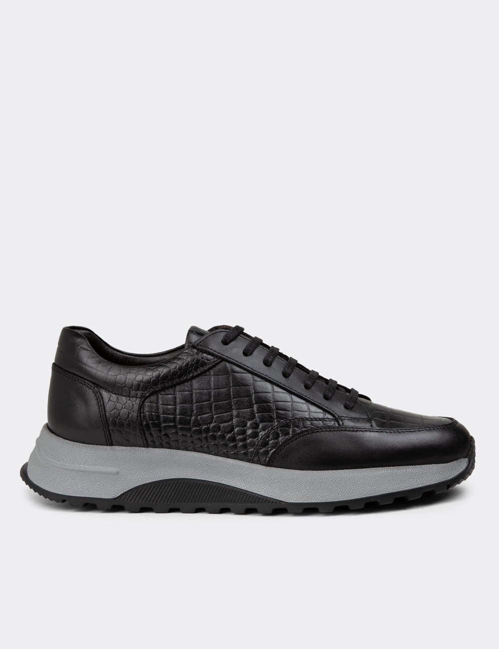 Black Leather Sneakers - 01984MSYHE06