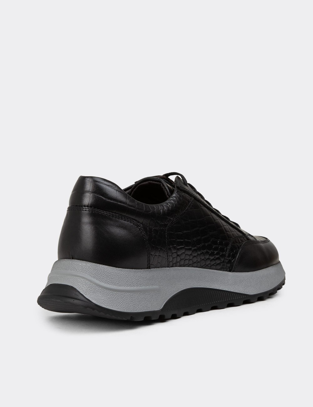 Black Leather Sneakers - 01984MSYHE06