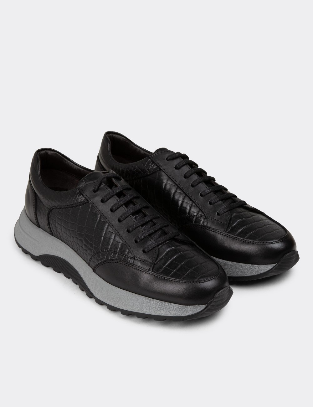 Black Leather Sneakers - 01984MSYHE06